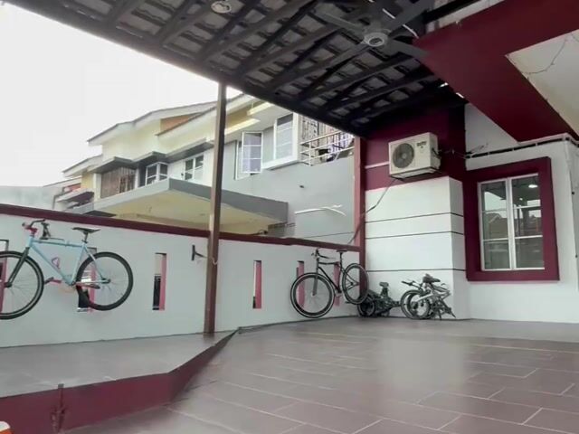 Video Image 1