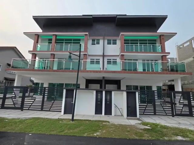 Video Image 1