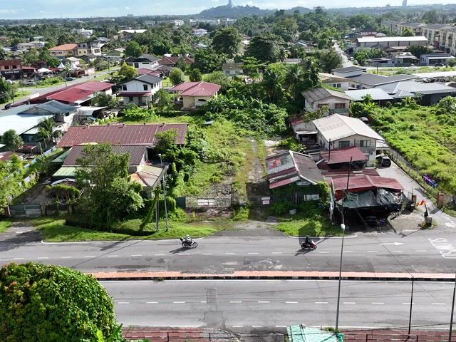 Video Image 1