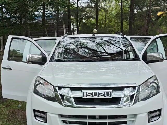 2015 Isuzu D-MAX DMAX 2.5 4x4 VGS (A) WELLKEEP 15 - 1
