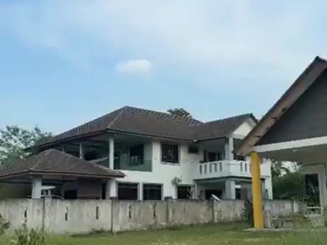 Video Image 1
