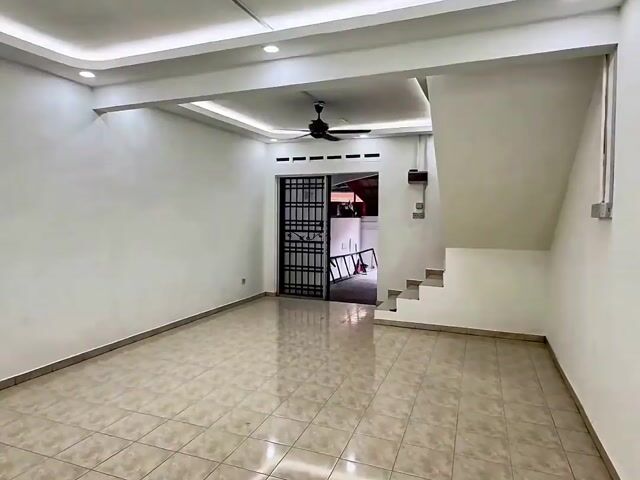 Video Image 1