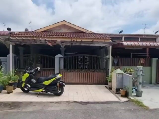 Video Image 1