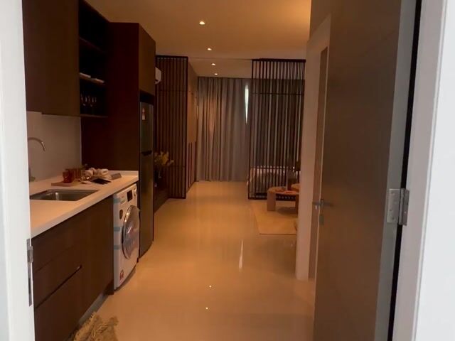 Video Image 1
