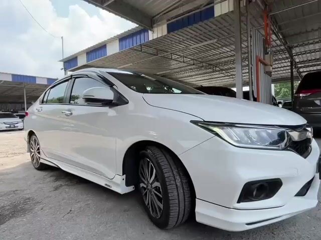 2017 Honda CITY 1.5 V FL (A) Full Service Honda - 1