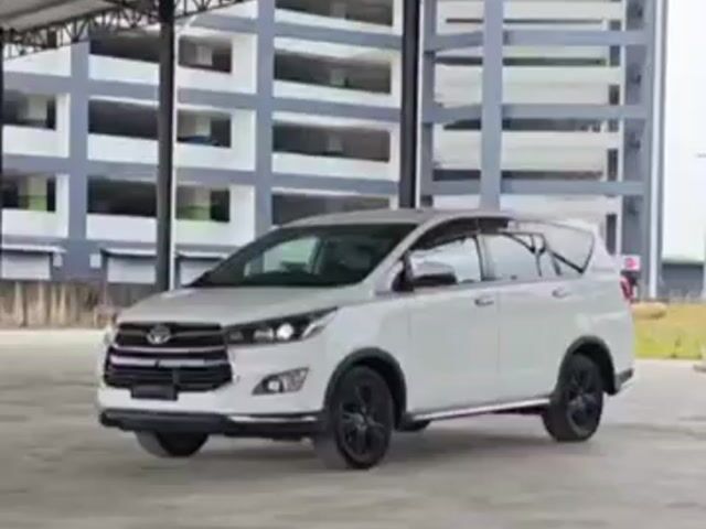 2018 Toyota INNOVA 2.0 X (A) LUXURY 7 SEATER - 1