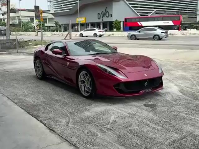 2021 Ferrari 812 6.5 SUPERFAST (A) FULL CARBON LIF - 1