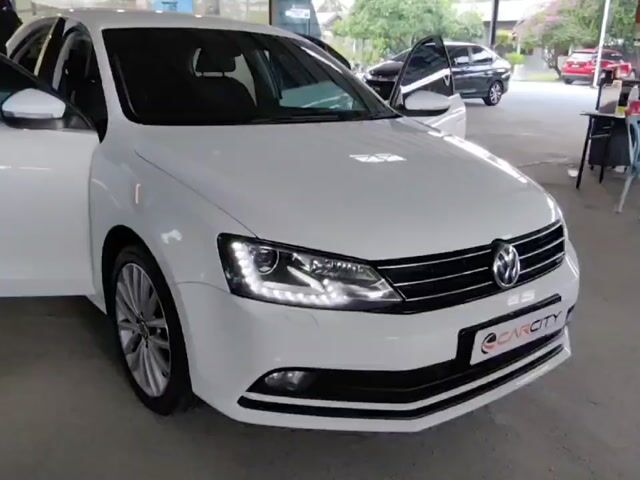 2017 Volkswagen JETTA 1.4 TSI HIGHLINE DAYLIGHT - 1