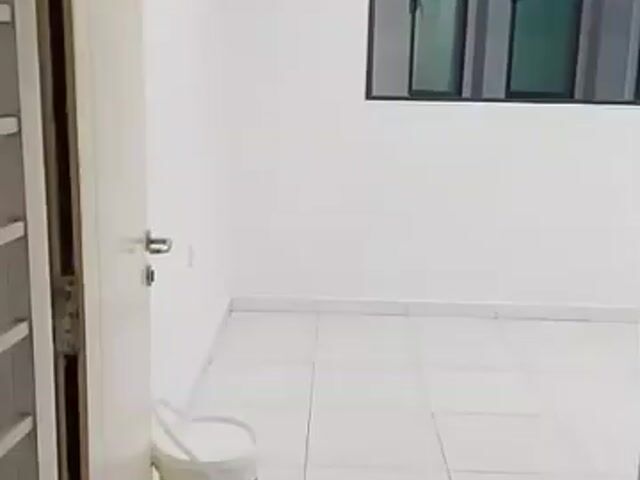 Video Image 1