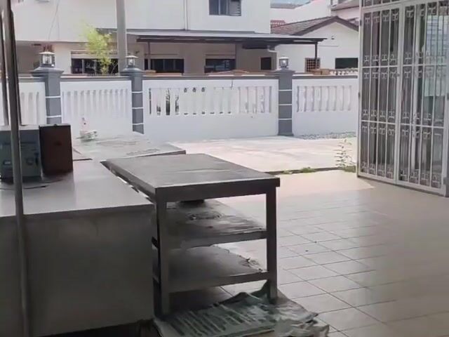 Video Image 1