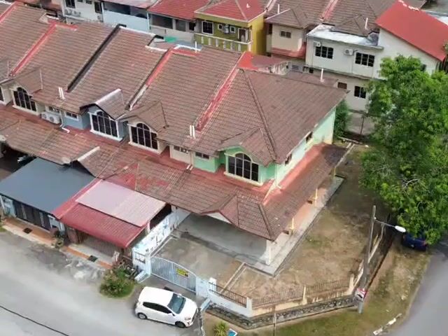 Video Image 1