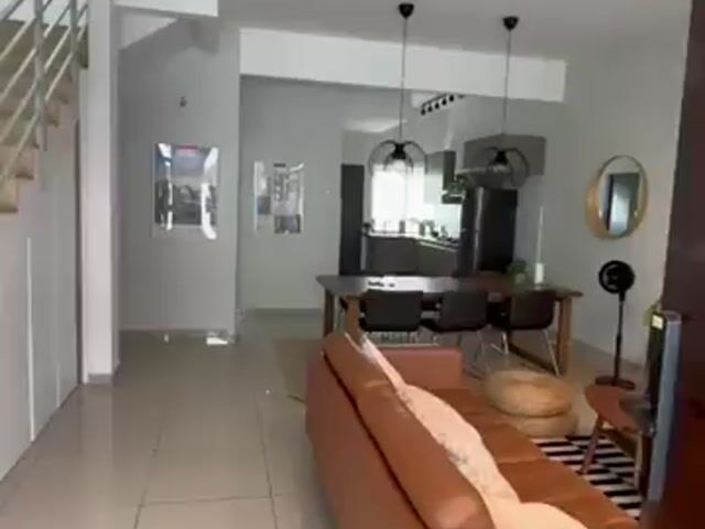 Video Image 1