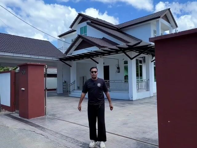 Video Image 1