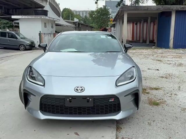 2022 Toyota GR86 2.4 RZ 6Speed Manual Cam Coupe PS - 1