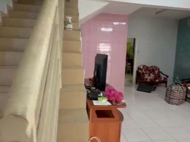 Video Image 1
