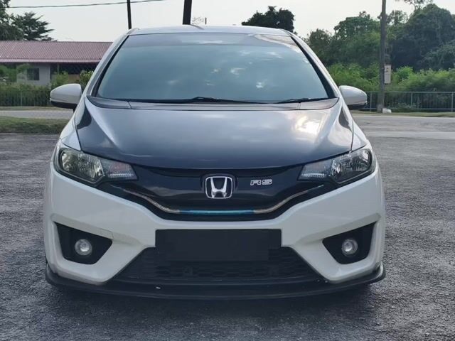 2015 Honda JAZZ 1.5 E (A) CARBON FIBER - 1