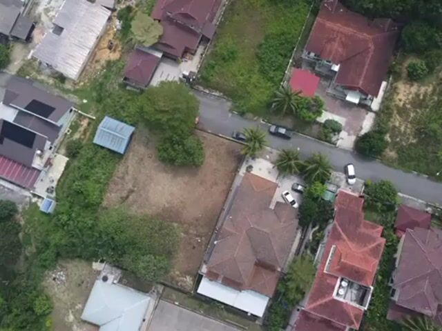 Video Image 1