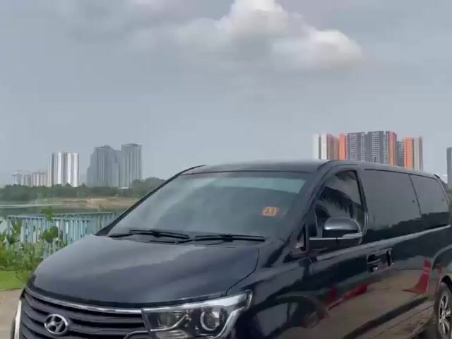 2019 HYUNDAI GRAND STAREX 2.5 Still Can Full Loan! - 1