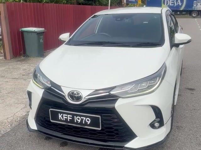 2021 Toyota YARIS 1.5 E MY19 XP150 FACELIFT (A) - 1