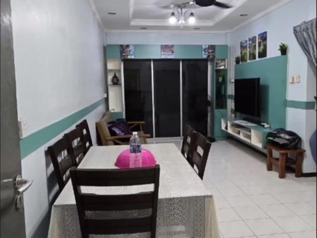 Video Image 1