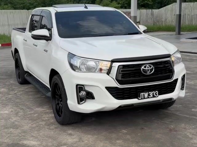 2019 Toyota HILUX 2.4 L-EDITION FACELIFT (A) - 1