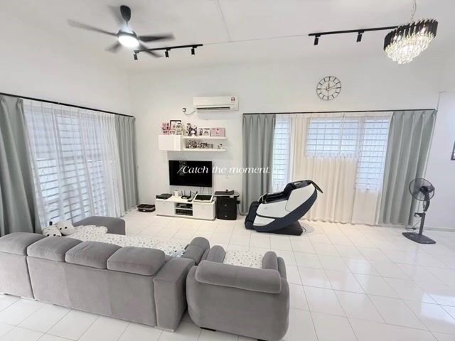 Video Image 1