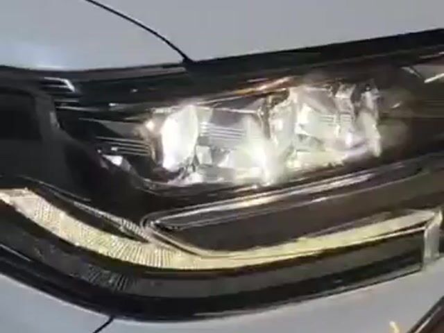 2021/2024 Toyota ALPHARD 2.5 SC /Modelista Tri LED - 1
