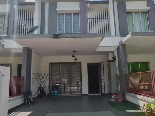 Video Image 1