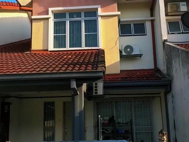 Video Image 1