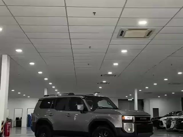 UNREG 2024 Toyota LANDCRUISER 250 2.7 VX GRADE 6A - 1