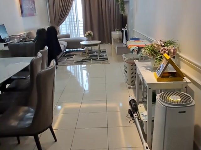 Video Image 1