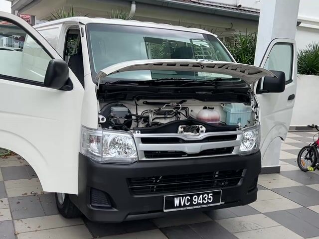 2011 Toyota HIACE 2.5 D (M) Panel Van Android DCam - 1