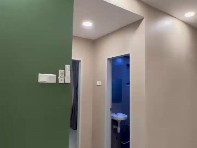 Video Image 1