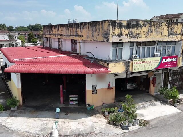 Video Image 1