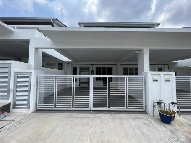 Video Image 1