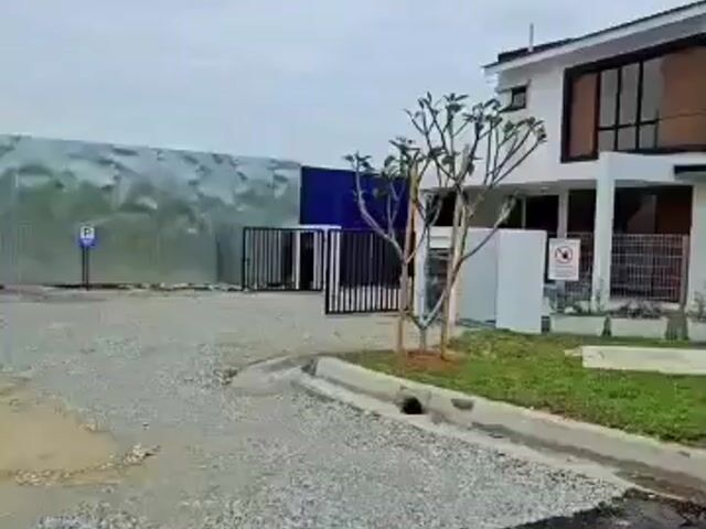 Video Image 1