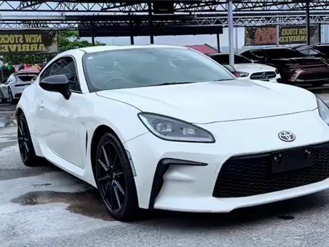 2022 Toyota GR86 2.4 RZ (A) JAPAN FULL SPEC OFFER - 1
