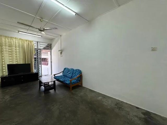 Video Image 1