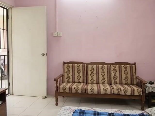 Video Image 1