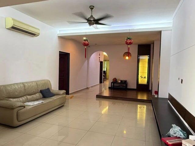 Video Image 1