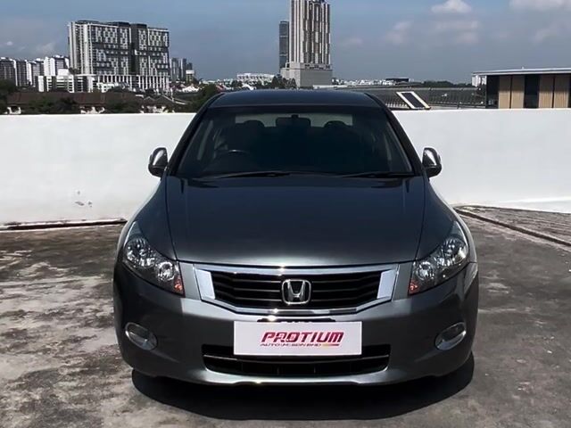 2011HondaAccord HighSpec2.0(A)B/ListBolehLoanKedai - 1