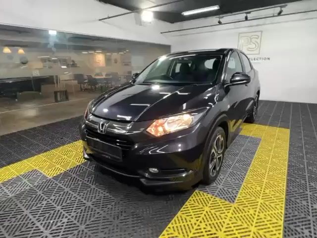 2017 Honda HR-V 1.8 S SUV (A)75K ORI V LOW MILEAGE - 1