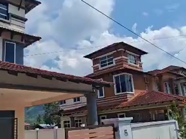Video Image 1