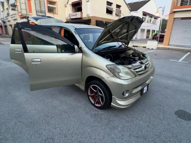 2005 Toyota Avanza 1.3 Manual 8 Seater MPV - 1