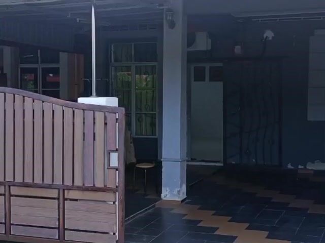 Video Image 1