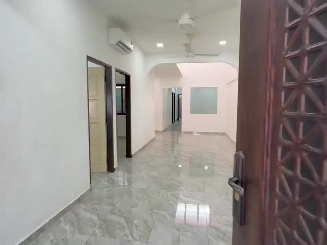 Video Image 1