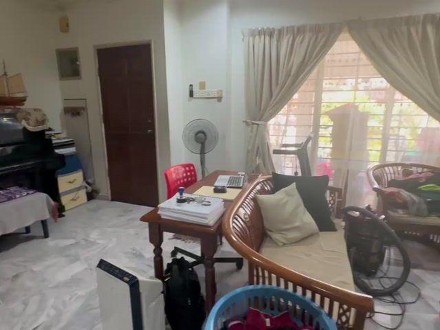 Video Image 1
