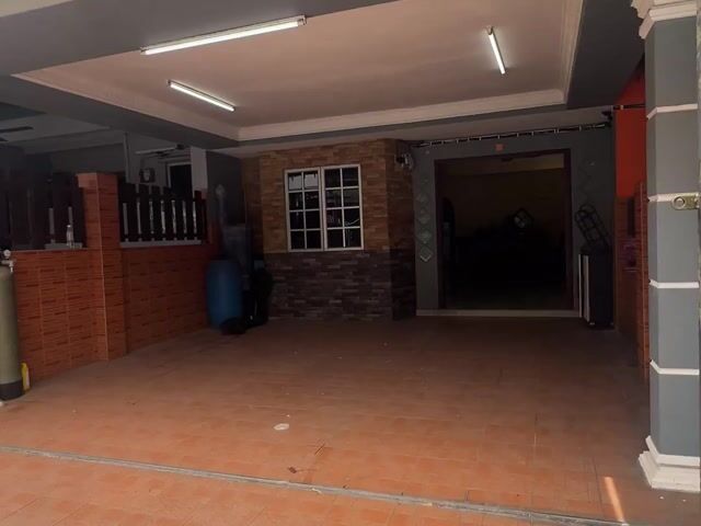 Video Image 1