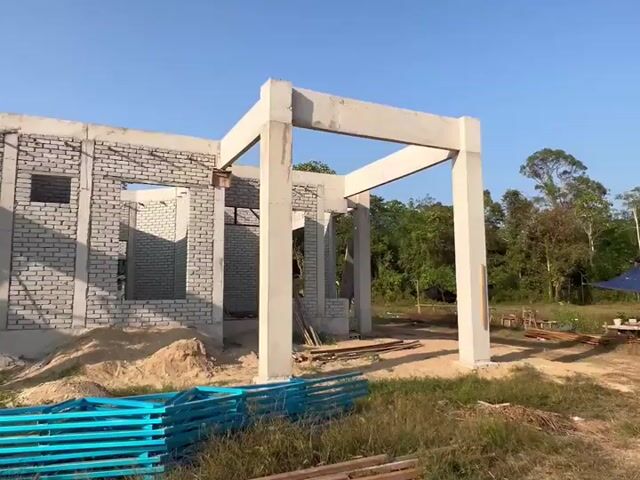 Video Image 1