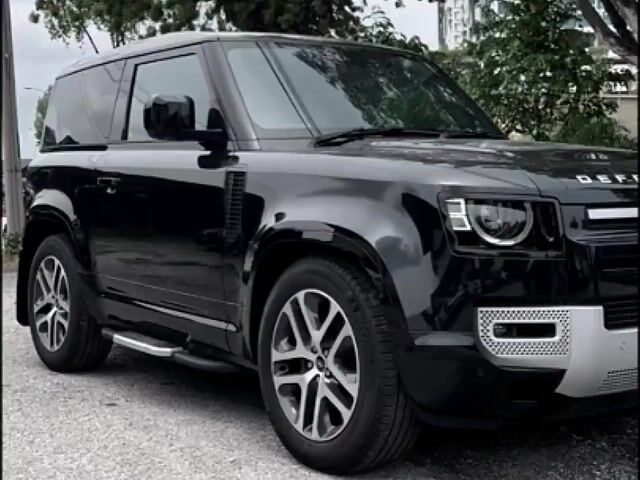 12k Mil 2022 Land Rover DEFENDER 2.0 90 XS P300 - 1